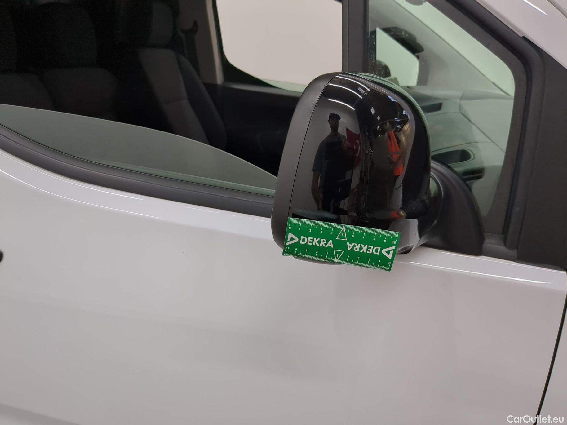  Citroen  Berlingo CITROEN  VU 4p Fourgonnette M 650kg BlueHDi 100 SandS BVM Driver #5