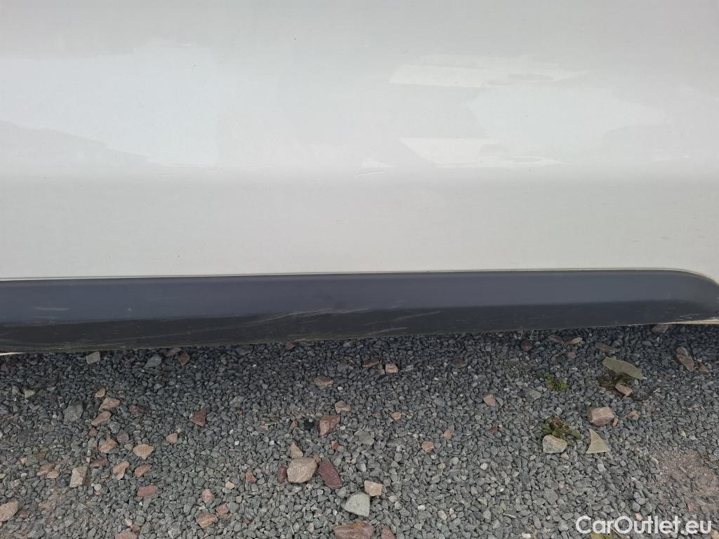  Peugeot  Expert PEUGEOT  VU 4p Fourgon BLUEHDI 95 STANDARD PREMIUM #37
