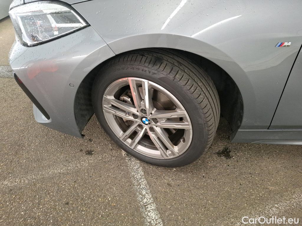  Bmw  Serie 1 BMW Série 1 / 2019 / 5P / Berline 2.0 118D AUTO Business Design #7