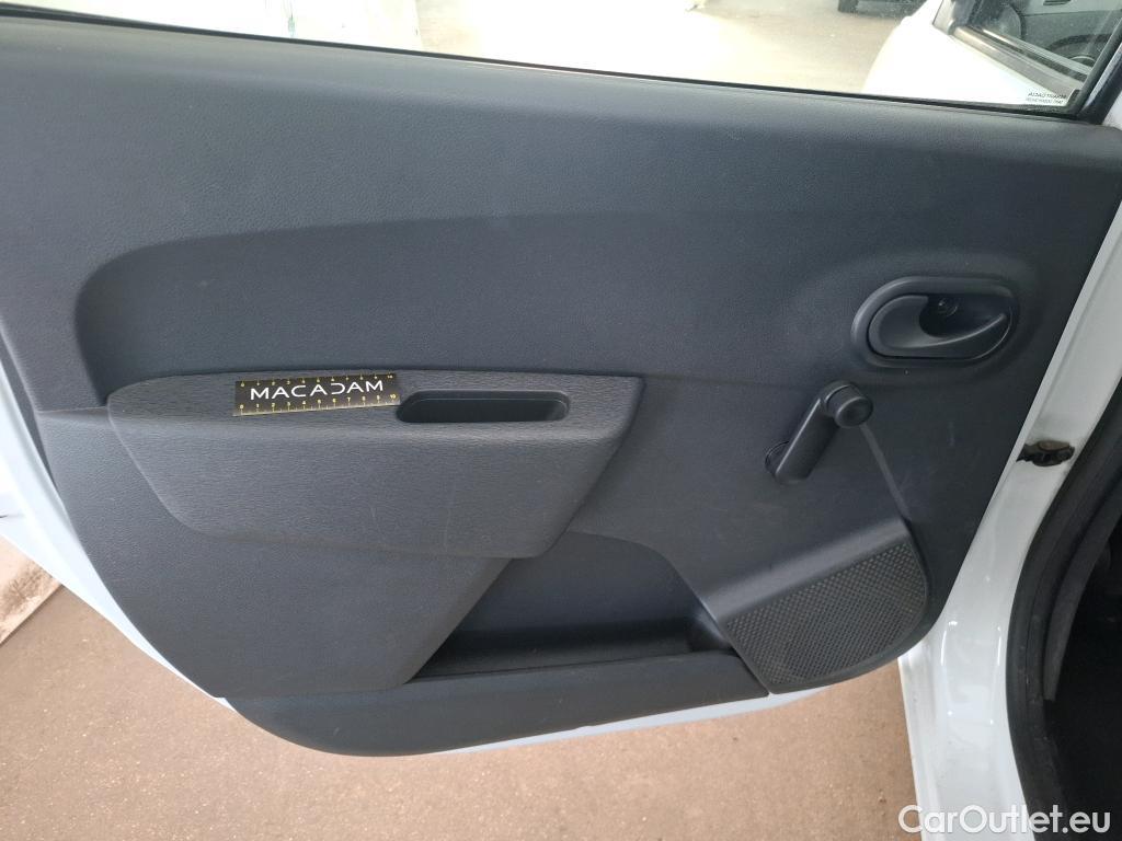  Dacia  Lodgy DACIA  7 Places / 2012 / 5P / monospace Essentiel Blue dCi 95 #12