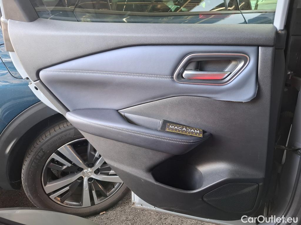  Nissan  Qashqai NISSAN  / 2021 / 5P / Crossover 1.3 MHEV 158ch Xtronic Tekna #18