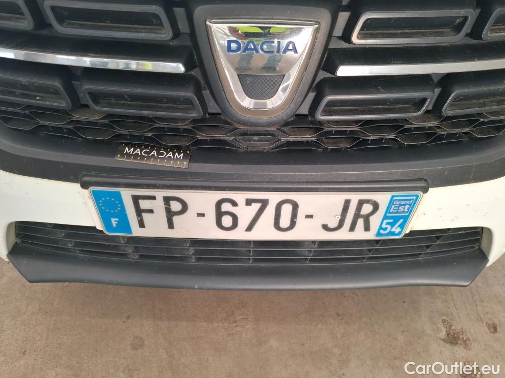  Dacia  Lodgy DACIA  7 Places / 2012 / 5P / monospace Essentiel Blue dCi 95 #24