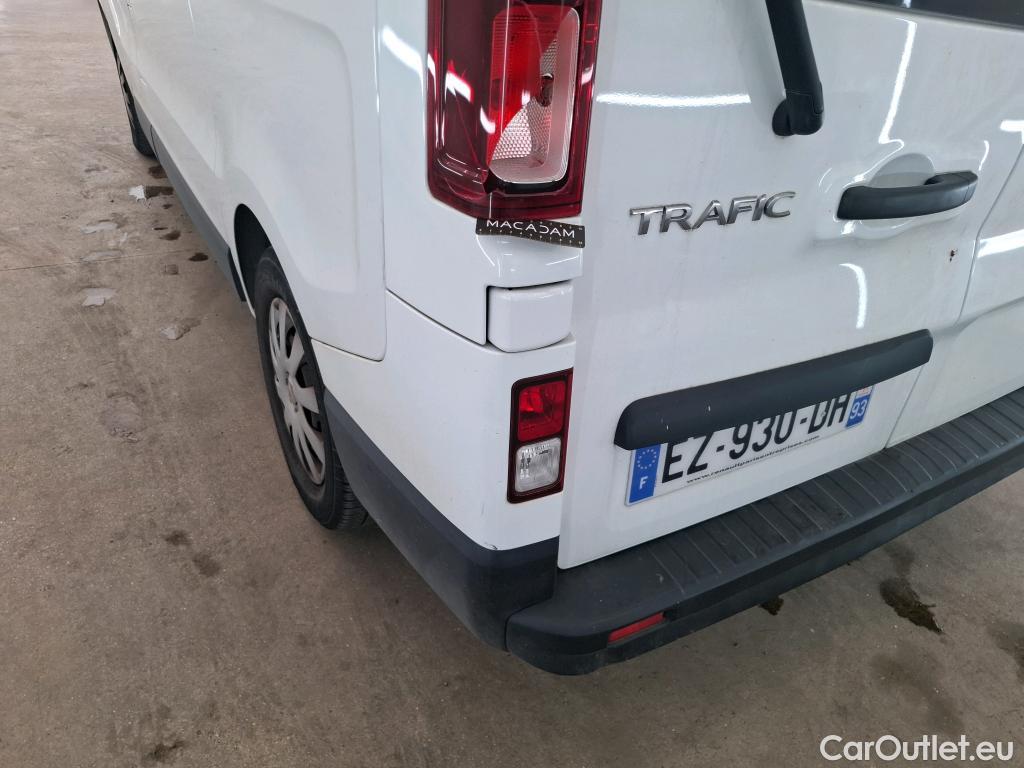  Renault  Trafic RENAULT  4p Combi Zen L1 Energy dCi 125 8 places #25