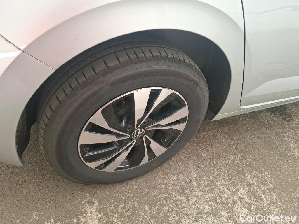  Volkswagen  Polo  VI Lounge 1.0 80CV BVM5 E6d #36
