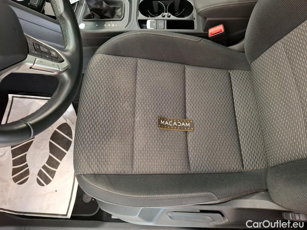  Volkswagen  Touran  Life Plus 2.0 TDI 150CV BVA7 E6d #6
