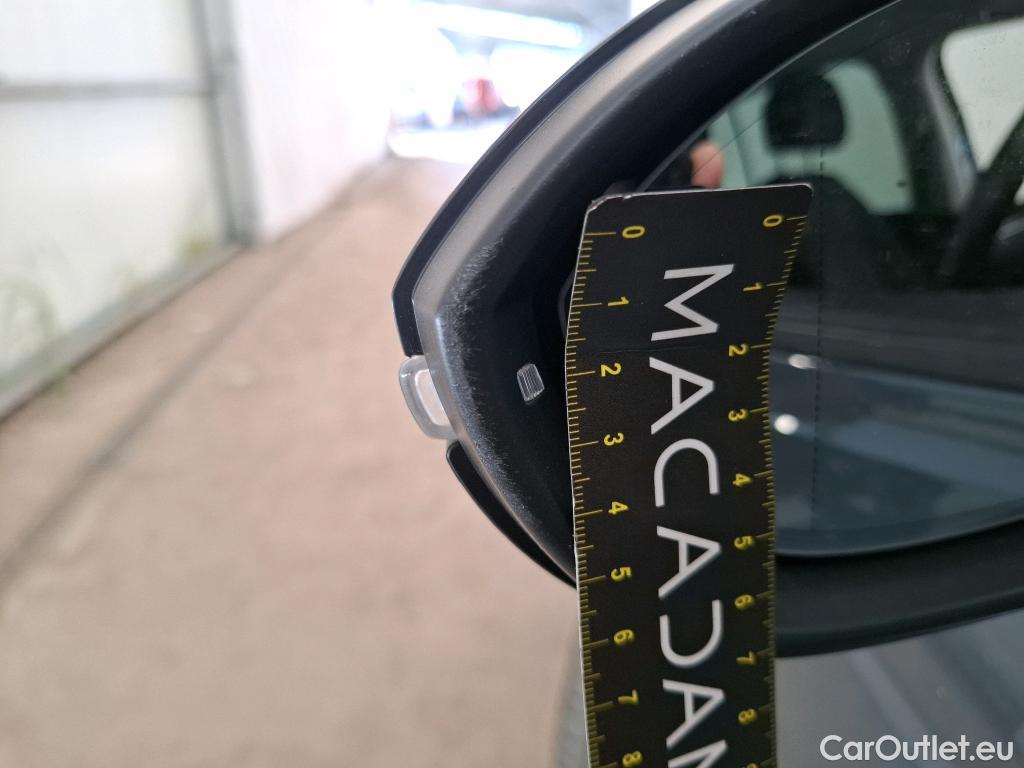  Volkswagen  Touran  Life Plus 2.0 TDI 150CV BVA7 E6d #15