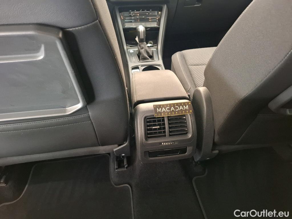  Volkswagen  Touran  Life Plus 2.0 TDI 150CV BVA7 E6d #1