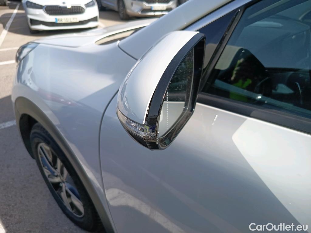  KIA  Niro KIA  / 2019 / 5P / crossover 1.6 GDi HEV 104kW (141CV) Drive #27