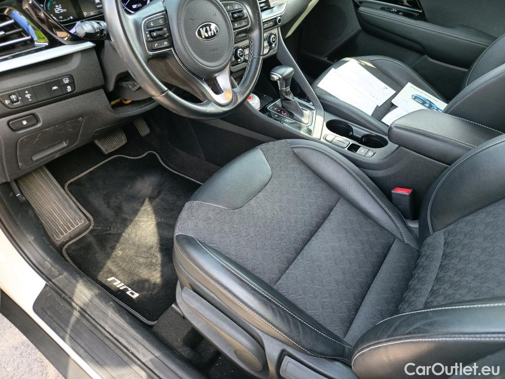  KIA  Niro KIA  / 2019 / 5P / crossover 1.6 GDi HEV 104kW (141CV) Drive #13