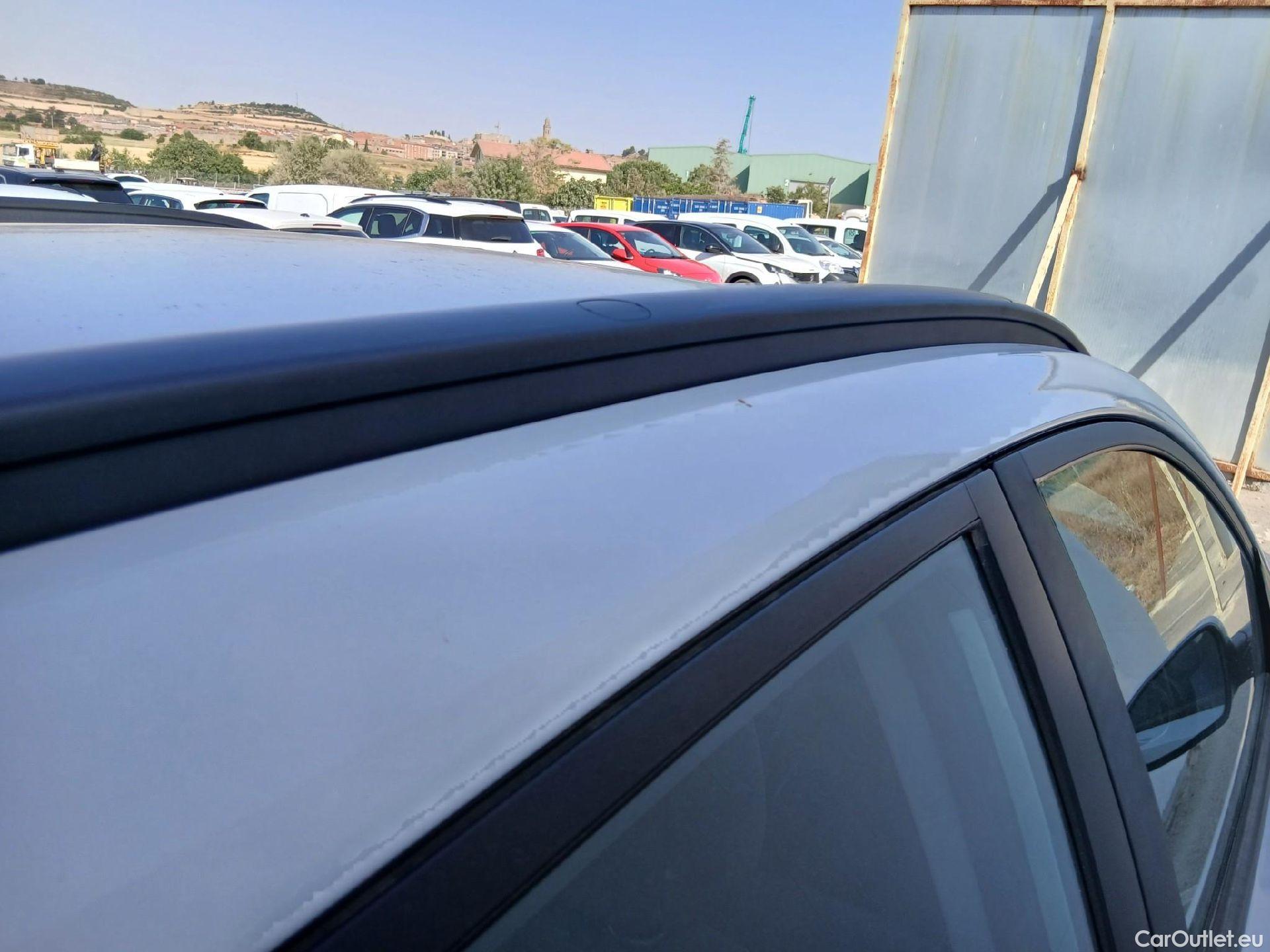  Hyundai  Konna HYUNDAI Kona / 2017 / 5P / todoterreno 1.0 TGDi Klass 4x2 #14