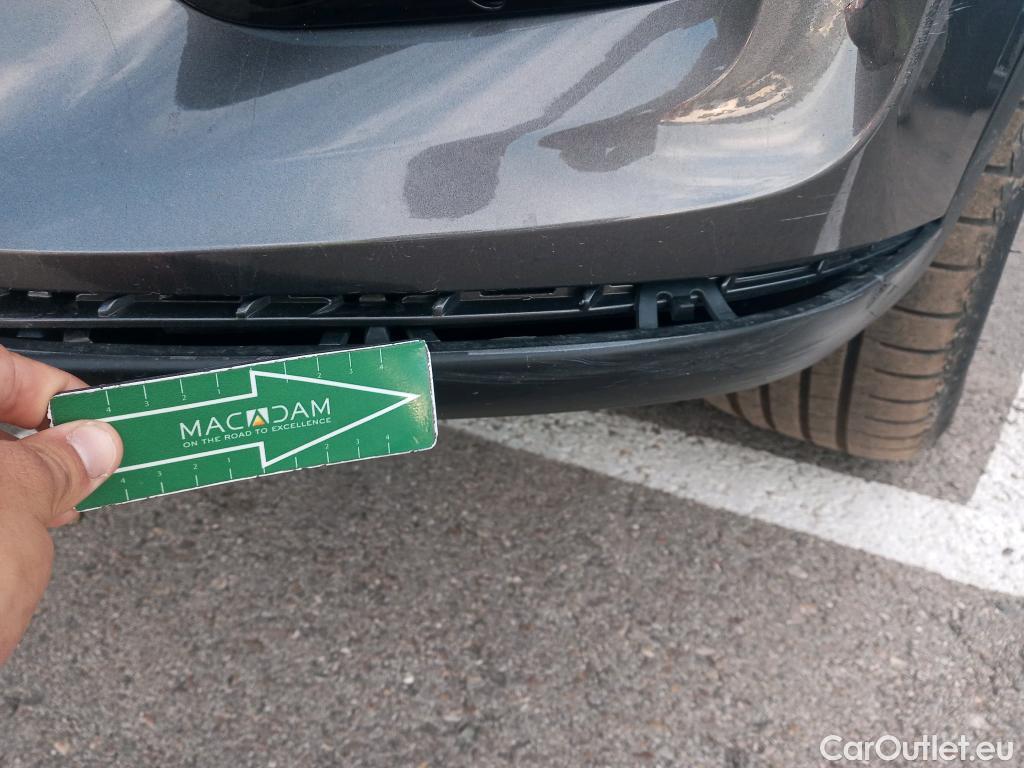  DS  DS7 DS DS 7 Crossback / 2017 / 5P / todoterreno BlueHDi DE 96kW (130CV) AT. PERF.LINE #26