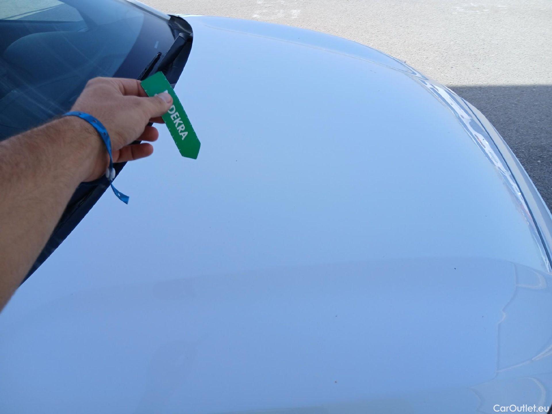  Hyundai  Konna HYUNDAI Kona / 2017 / 5P / todoterreno 1.0 TGDi Klass 4x2 #25