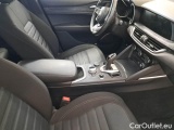  Alfa Romeo   STELVIO ALFA ROMEO / 2017 / 5P / SUV 2.2 TD 190 CV SUPER BUSINESS AT8 Q4 #122