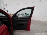  Alfa Romeo   STELVIO ALFA ROMEO / 2017 / 5P / SUV 2.2 TD 190 CV SUPER BUSINESS AT8 Q4 #127