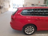  Volkswagen  Passat VOLKSWAGEN  / 2019 / 5P / STATION WAGON VAR. 2.0TDI SCR EVO 110KW BUSINESS DSG #48