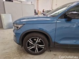  Volvo  XC 40 VOLVO XC40 / 2021 / 5P / SUV B3 AUTOMATICO PLUS DARK #81