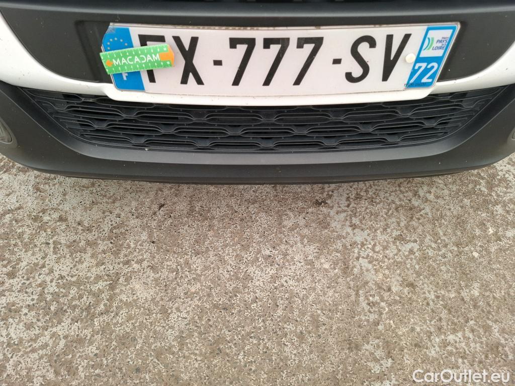 Citroen  C3  Société Feel 1.5 BlueHDI 100CV BVM6 E6dT #7