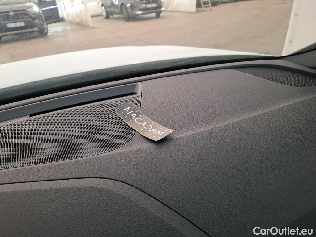  Audi  A4 AUDI  Avant / 2019 / 5P / Break 35 TFSI 150 S tronic S line #27