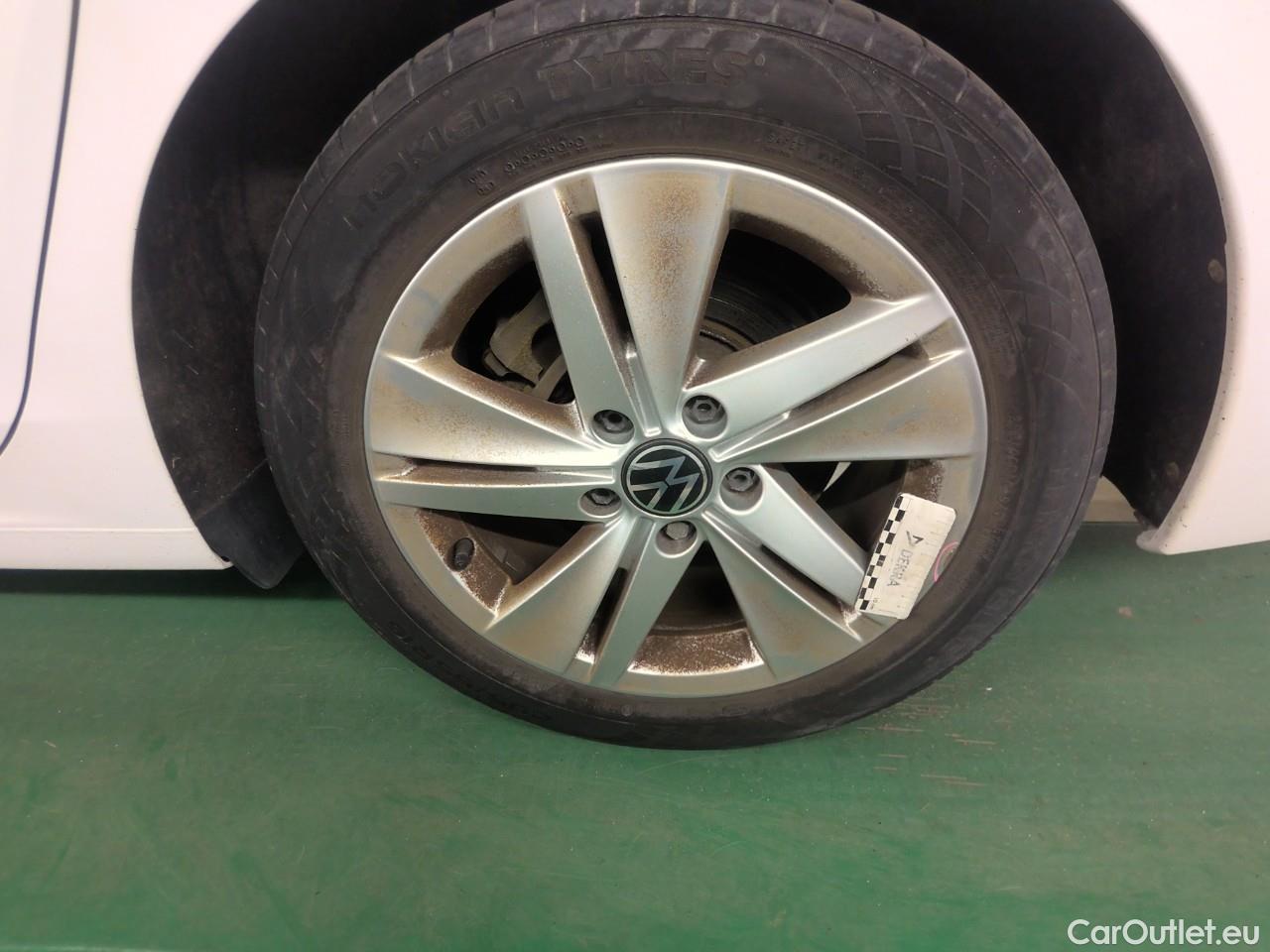  Volkswagen  Golf  SC 1.5 eTSI 130 Aut #33