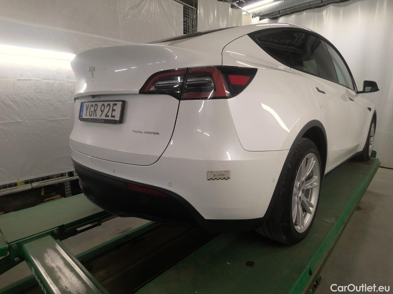  Tesla  Model Y  75kWh Long-Range AWD #27