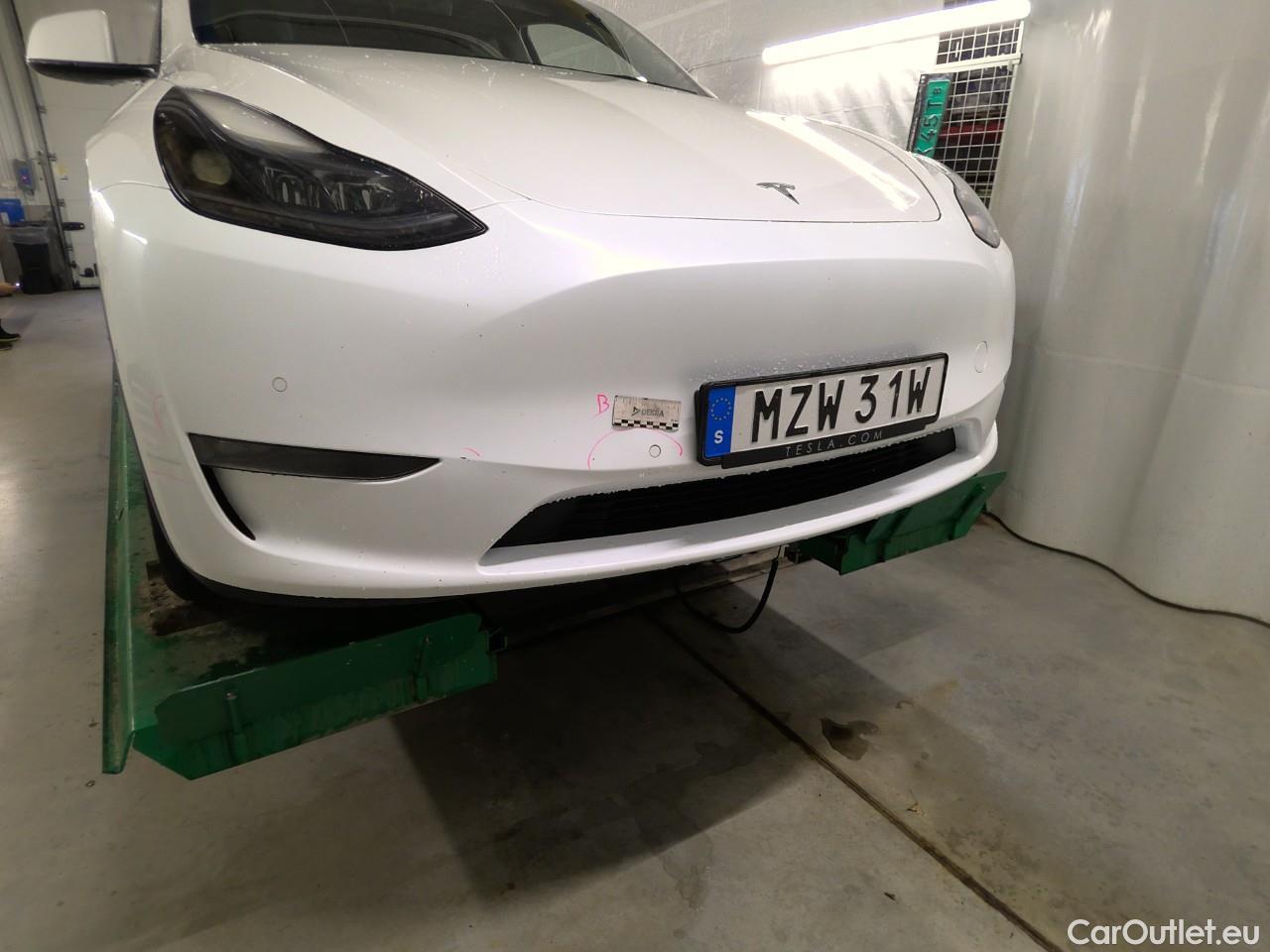  Tesla  Model Y  Long-Range AWD #15