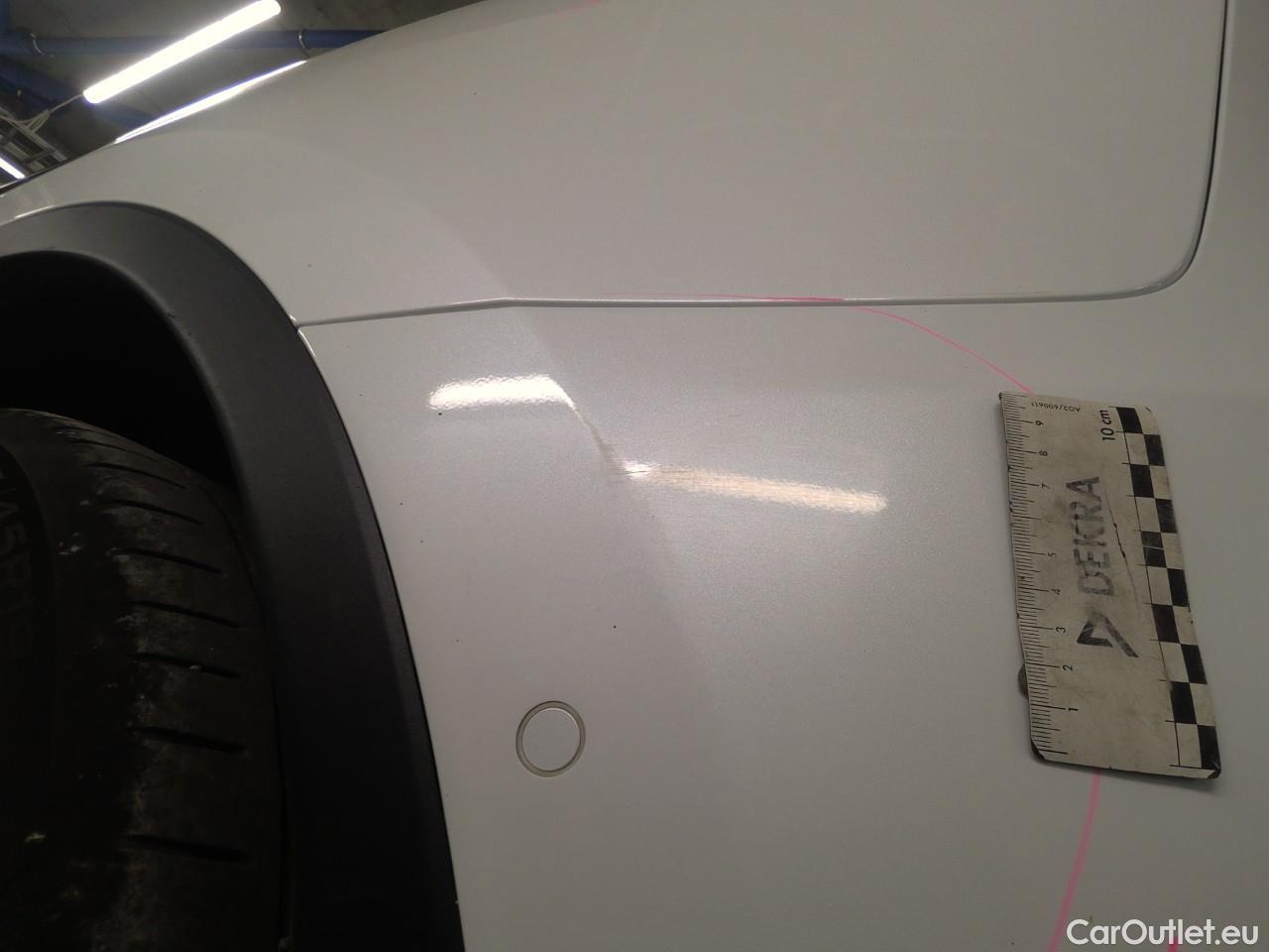  Tesla  Model Y  75kWh Long-Range AWD #30
