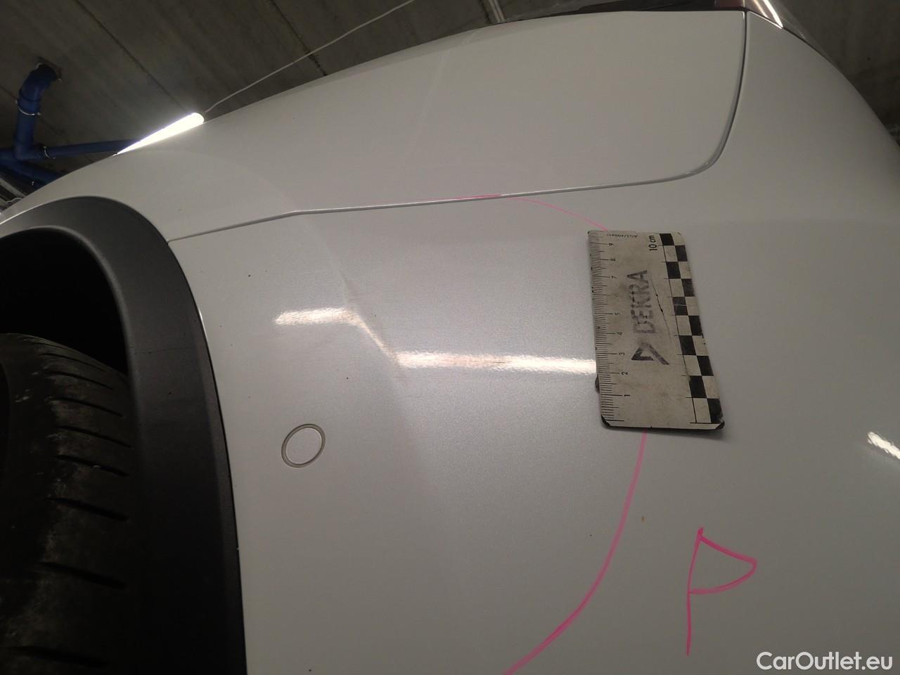  Tesla  Model Y  75kWh Long-Range AWD #28