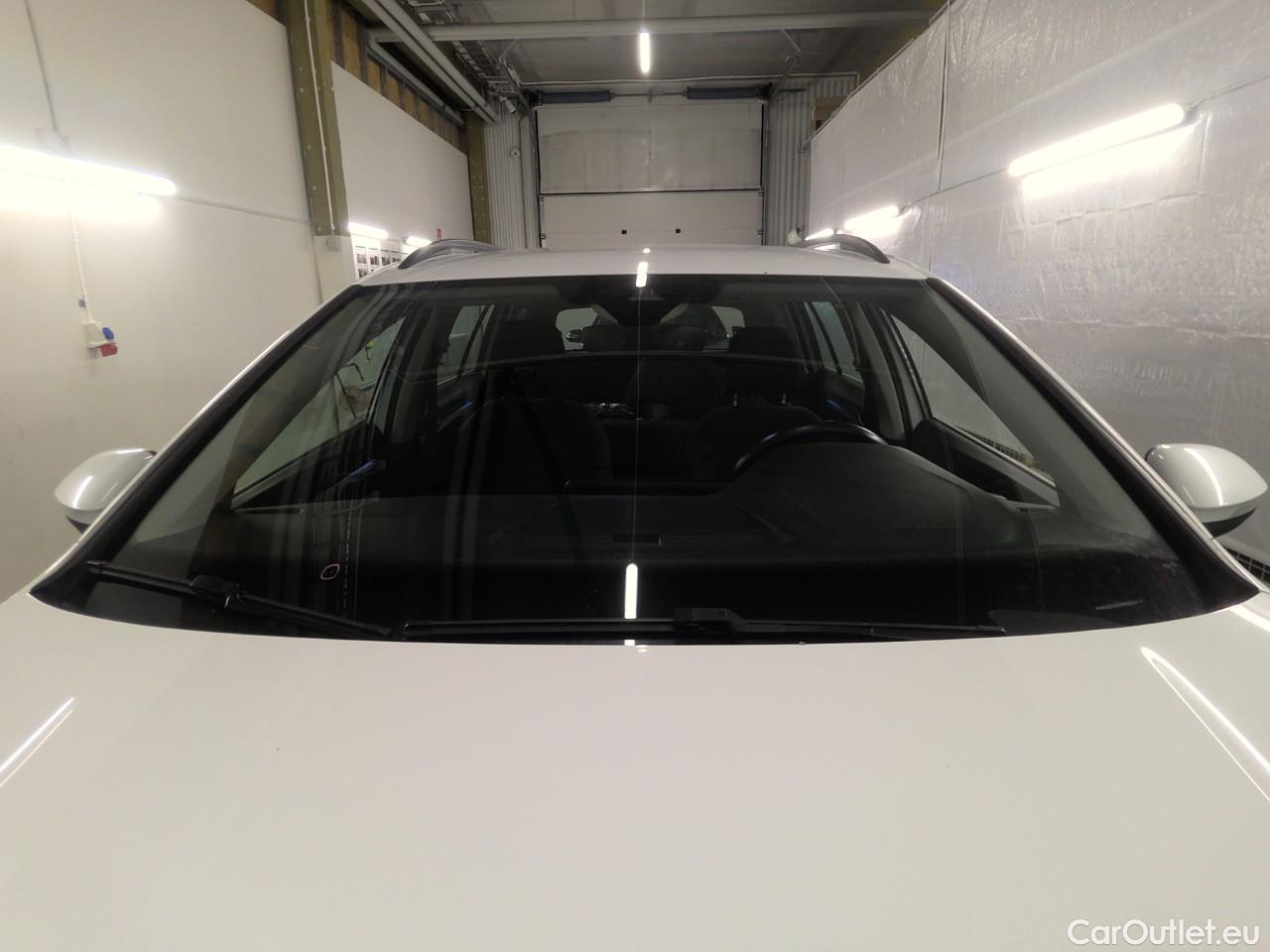  Volkswagen  Golf  SC 1.5 eTSI 130 Aut #31