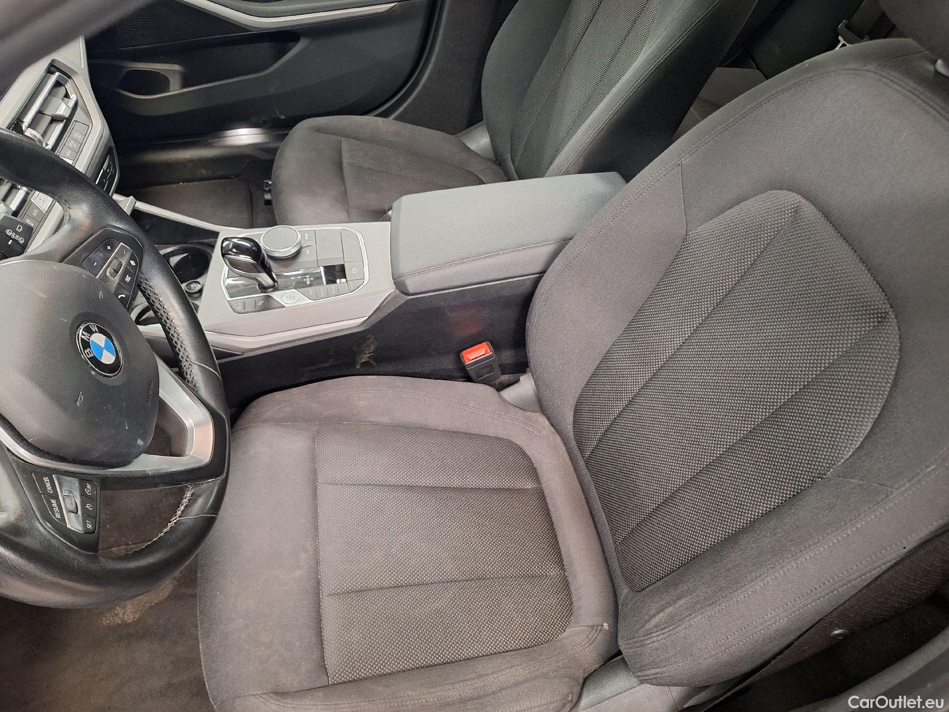  Bmw  Serie 3 BMW, 3-serie Touring '18, BMW 3 Reeks Touring 318dA (100 kW) 5d #3