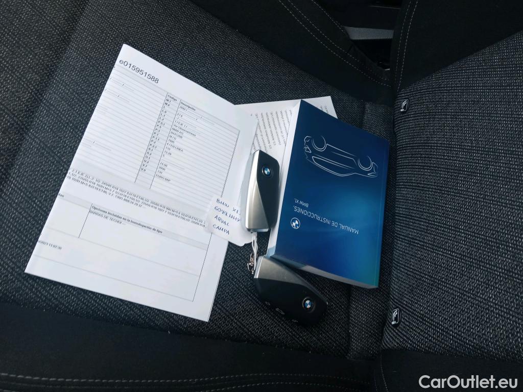  Bmw  X1 BMW  / 2022 / 5P / todoterreno sDrive18d #4
