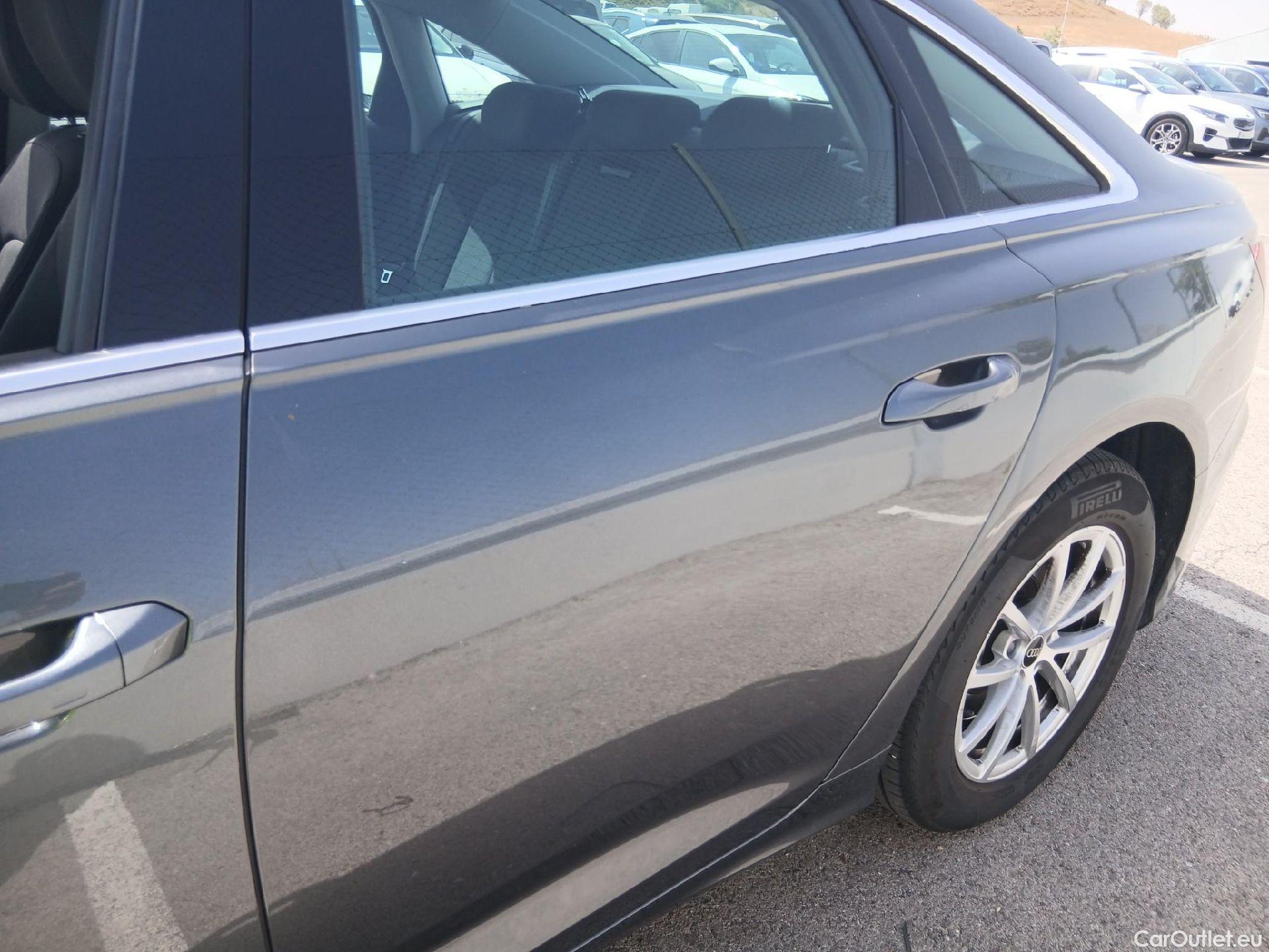  Audi  A6 AUDI  / 2018 / 4P / sedán 45 TFSI quattro-ultra #31