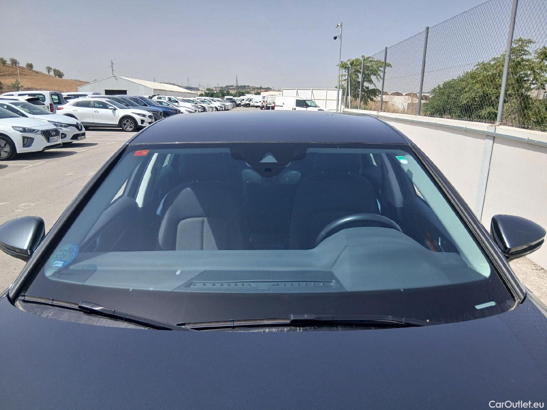  Audi  A6 AUDI  / 2018 / 4P / sedán 45 TFSI quattro-ultra #6