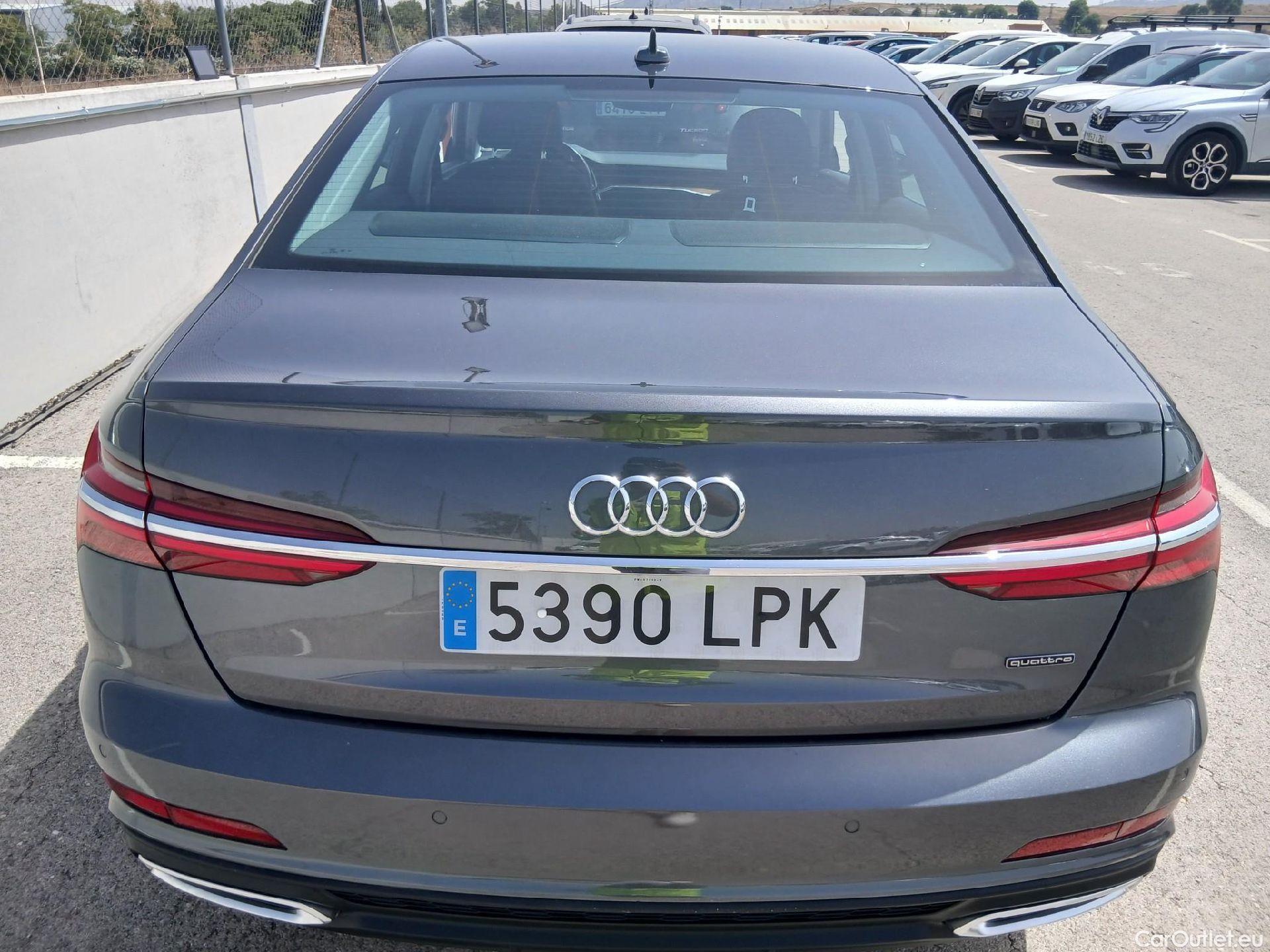  Audi  A6 AUDI  / 2018 / 4P / sedán 45 TFSI quattro-ultra #43