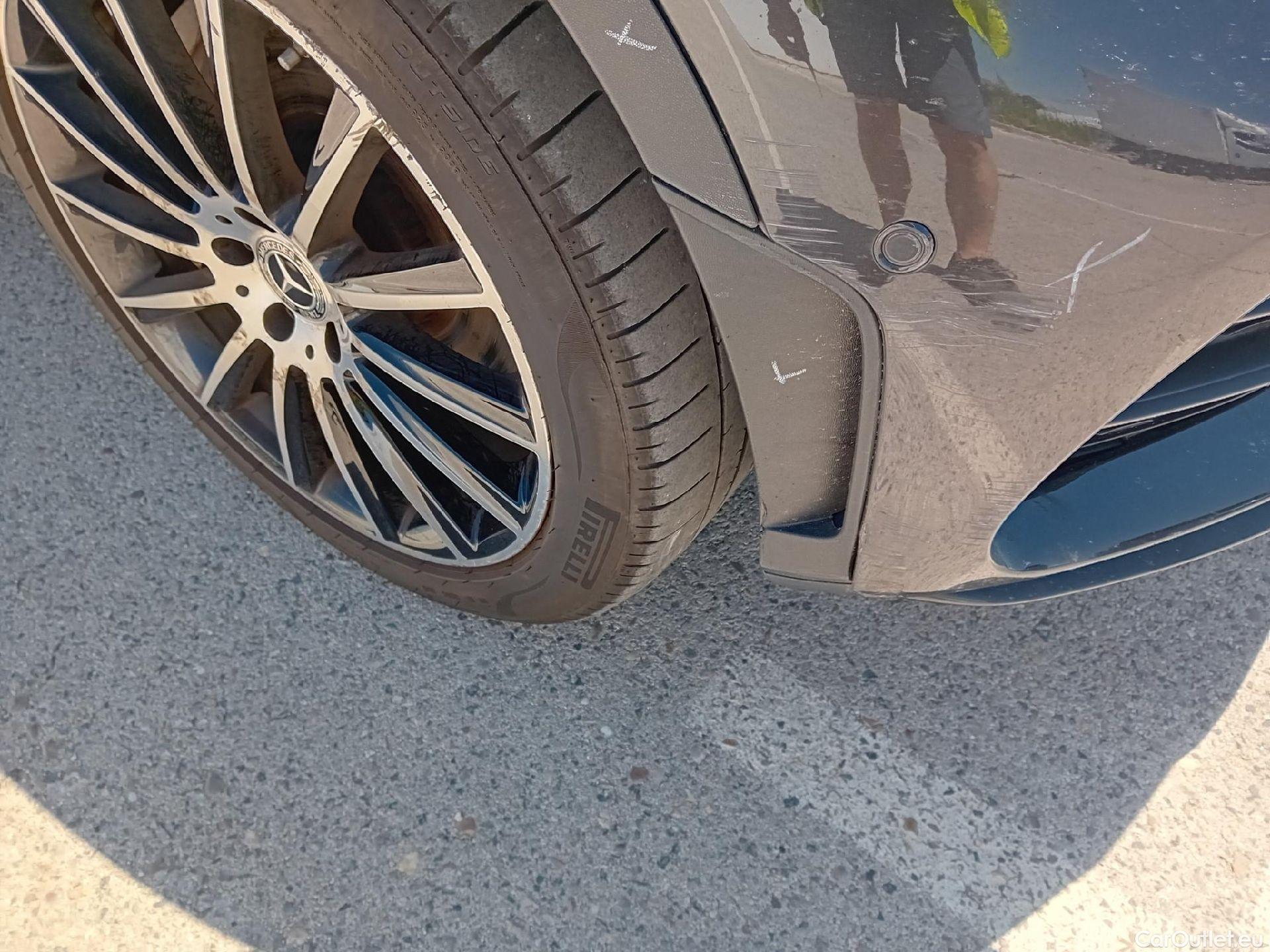  Mercedes  G-Klasee MERCEDES-BENZ GLC Coupé / 2019 / 5P / coupé GLC 300 de 4MATIC #8