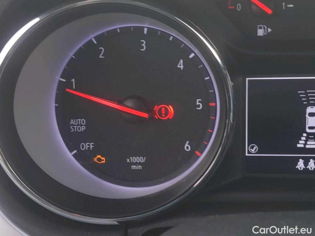  Opel  Astra OPEL  / 2019 / 5P / berlina con portón 1.5D DVC 77kW (105CV) GS Line #31