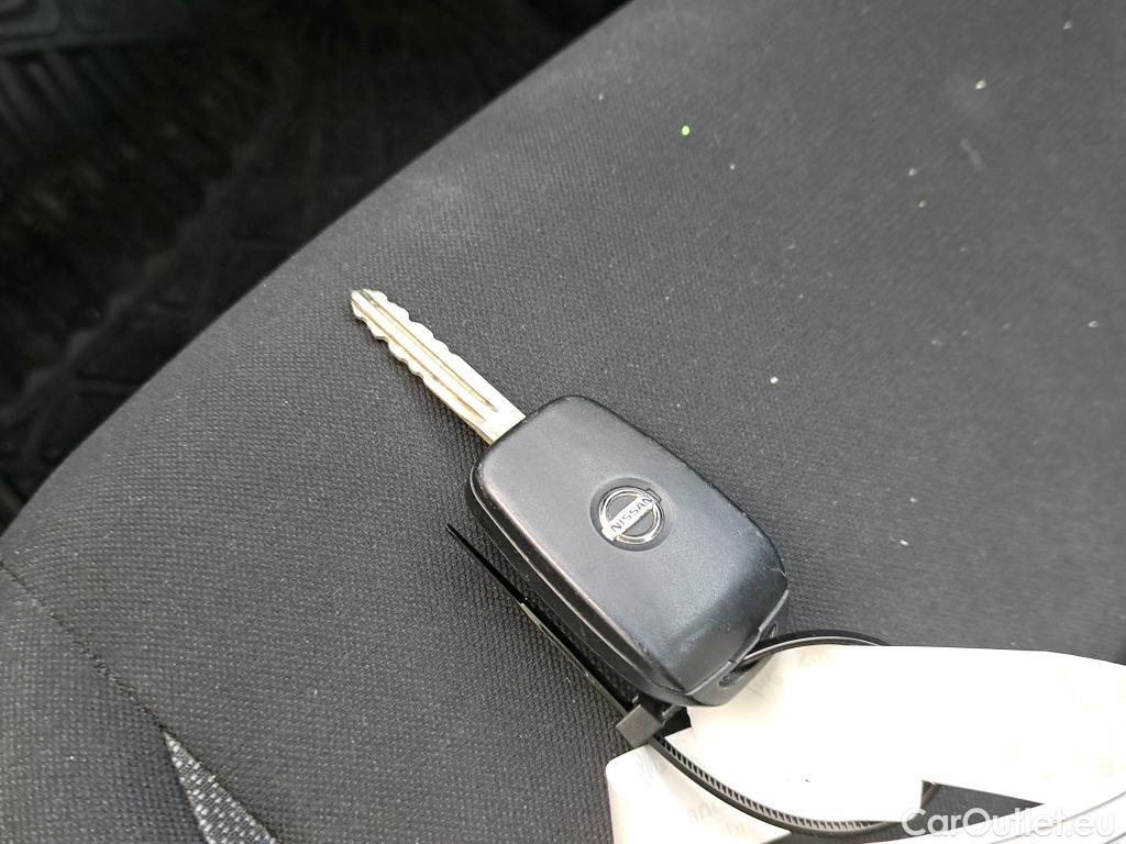  Nissan  Micra NISSAN  / 2017 / 5P / berlina con portón IG-T 68 kW (92 CV) E6D-F Acenta #1
