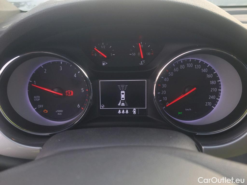  Opel  Astra OPEL  / 2019 / 5P / berlina con portón 1.5D DVC 77kW (105CV) GS Line #30