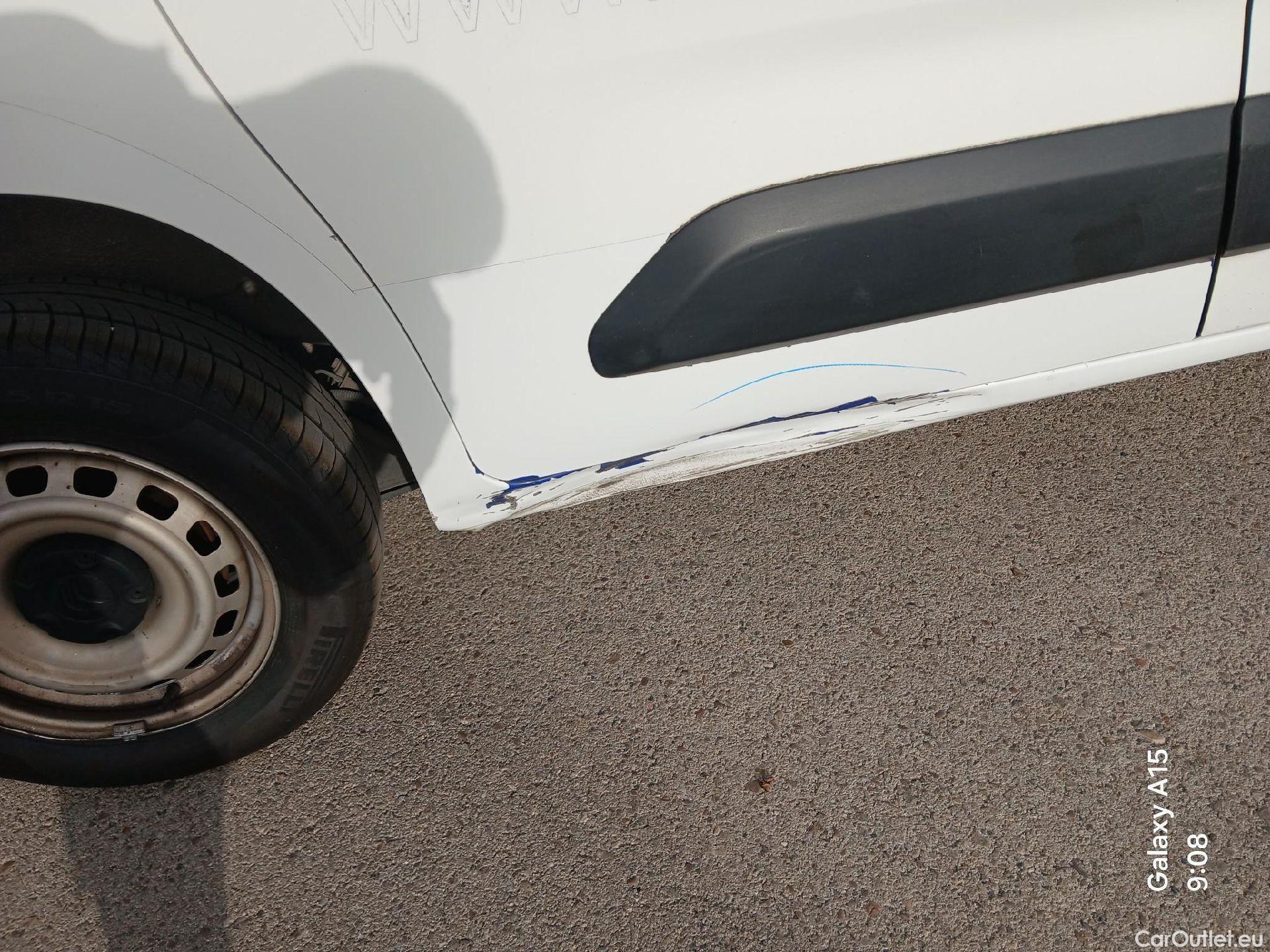  Citroen  Berlingo CITROEN  / 2018 / 3P / furgón derivado de turismo Talla M BlueHDi 100 CONTROL #26