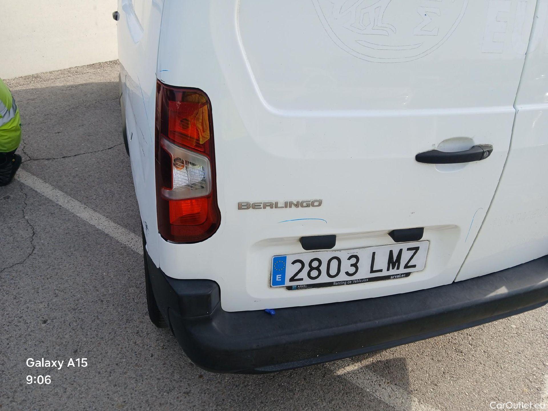  Citroen  Berlingo CITROEN  / 2018 / 3P / furgón derivado de turismo Talla M BlueHDi 100 CONTROL #18