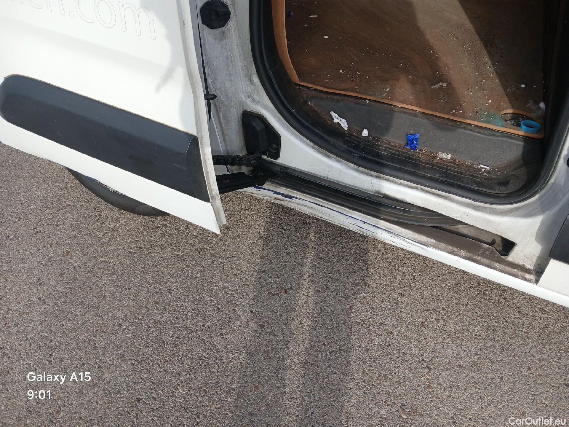  Citroen  Berlingo CITROEN  / 2018 / 3P / furgón derivado de turismo Talla M BlueHDi 100 CONTROL #8