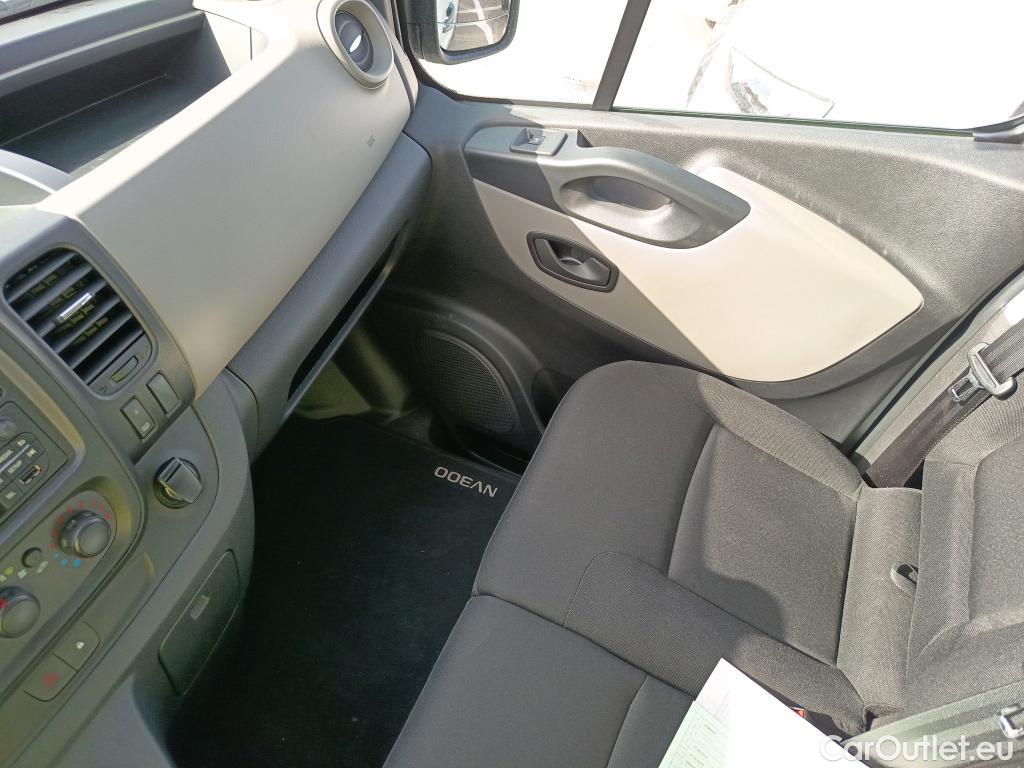  Nissan  NV300 NISSAN  / 2016 / 4P / furgón 1.6dCi 88kW (120CV) L1H1 1T BASIC #11