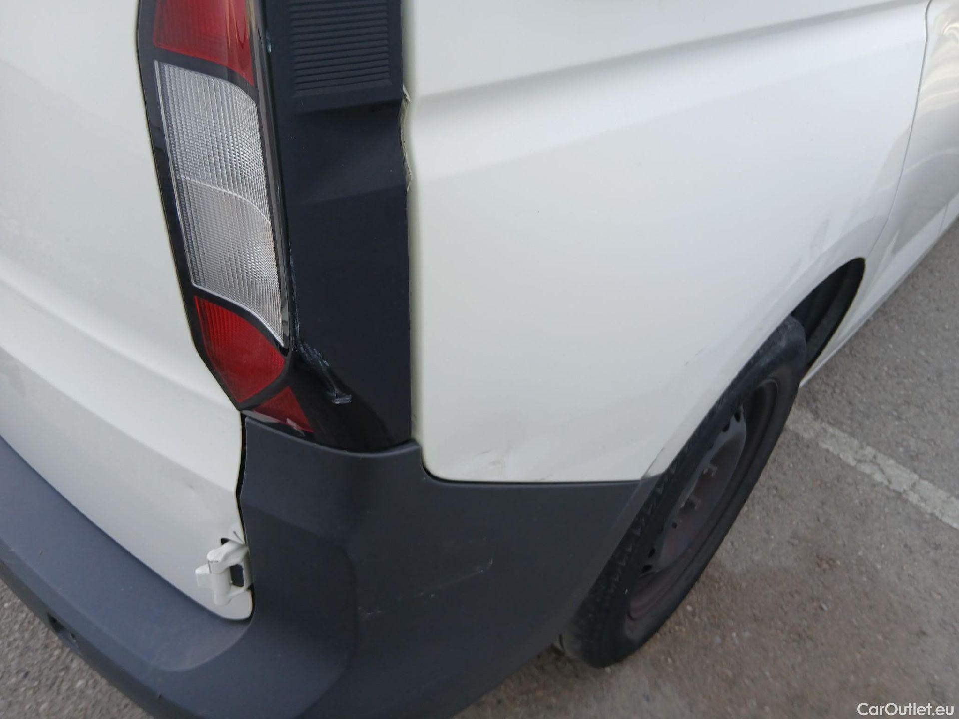  Volkswagen  Caddy VOLKSWAGEN  Kombi 2.0 TDI 75kW (102CV) #24