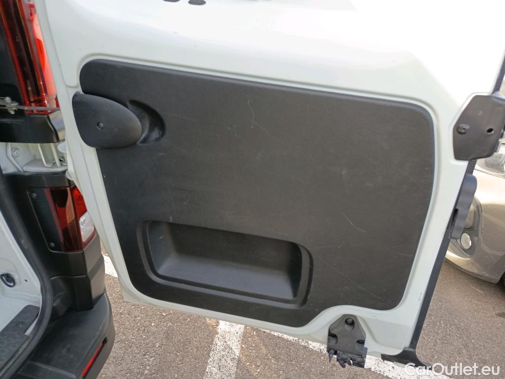  Nissan  NV300 NISSAN  / 2016 / 4P / furgón 1.6dCi 88kW (120CV) L1H1 1T BASIC #8