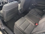  Volkswagen  Passat Volkswagen  Variant 2.0 TDI EVO 150 KM DSG Business 5d #36