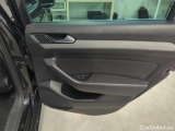  Volkswagen  Passat Volkswagen  Variant 2.0 TDI EVO 150 KM DSG Business 5d #22