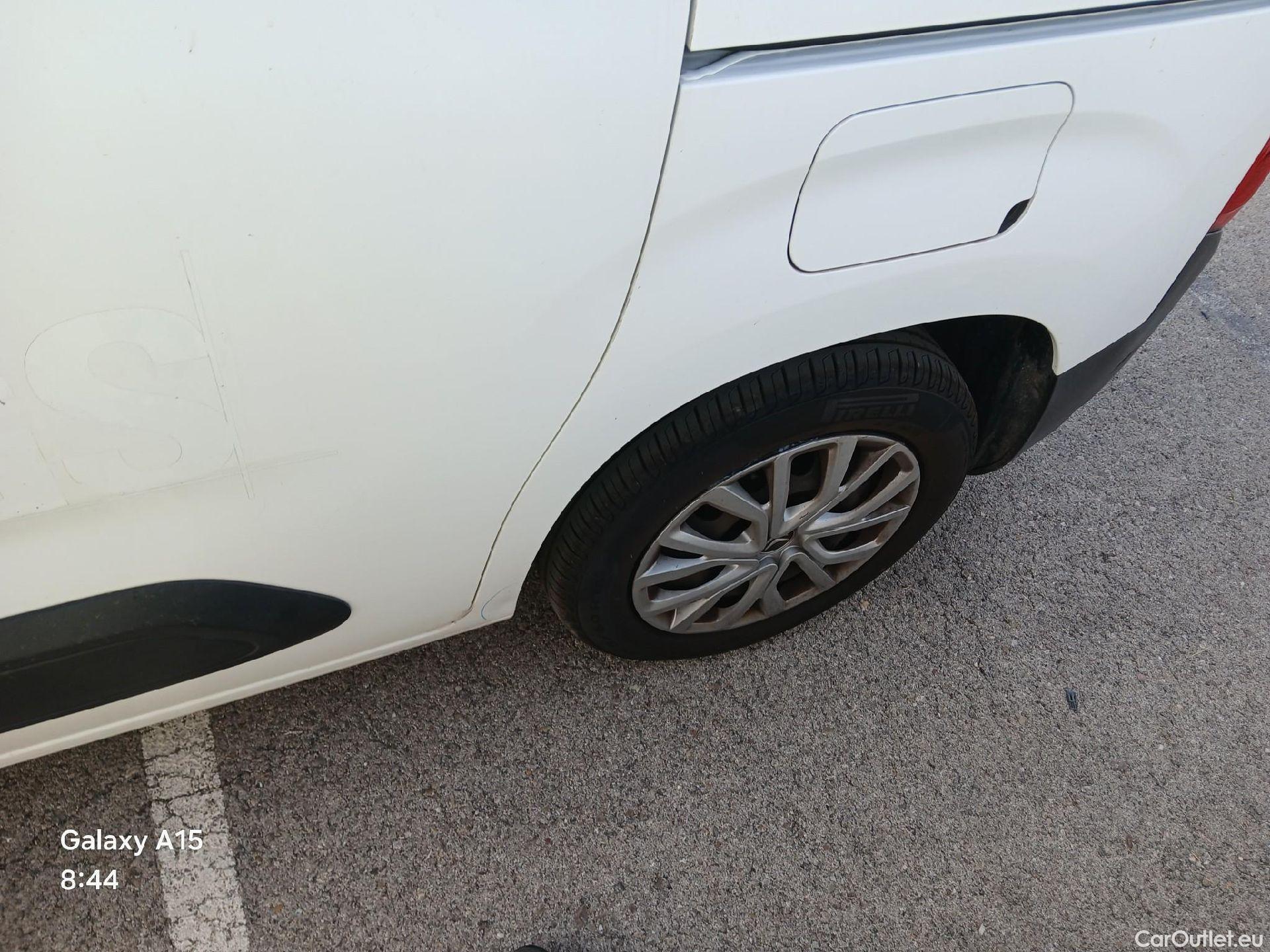  Citroen  Berlingo CITROEN  / 2018 / 5P / monovolumen compacto Talla M BlueHDi 100 S&S FEEL #27