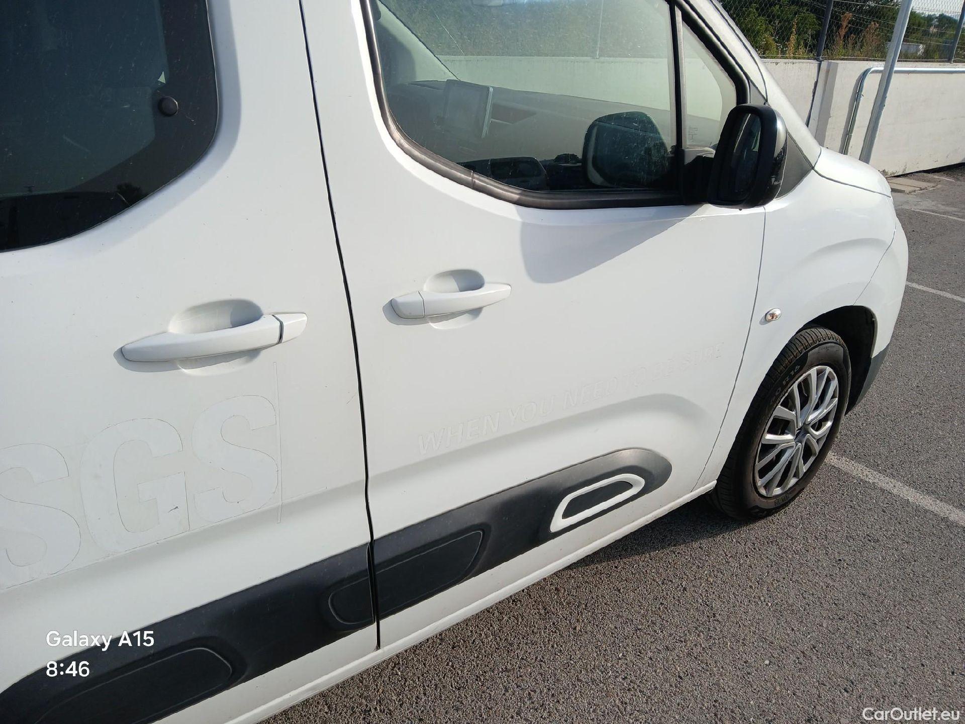 Citroen  Berlingo CITROEN  / 2018 / 5P / monovolumen compacto Talla M BlueHDi 100 S&S FEEL #37