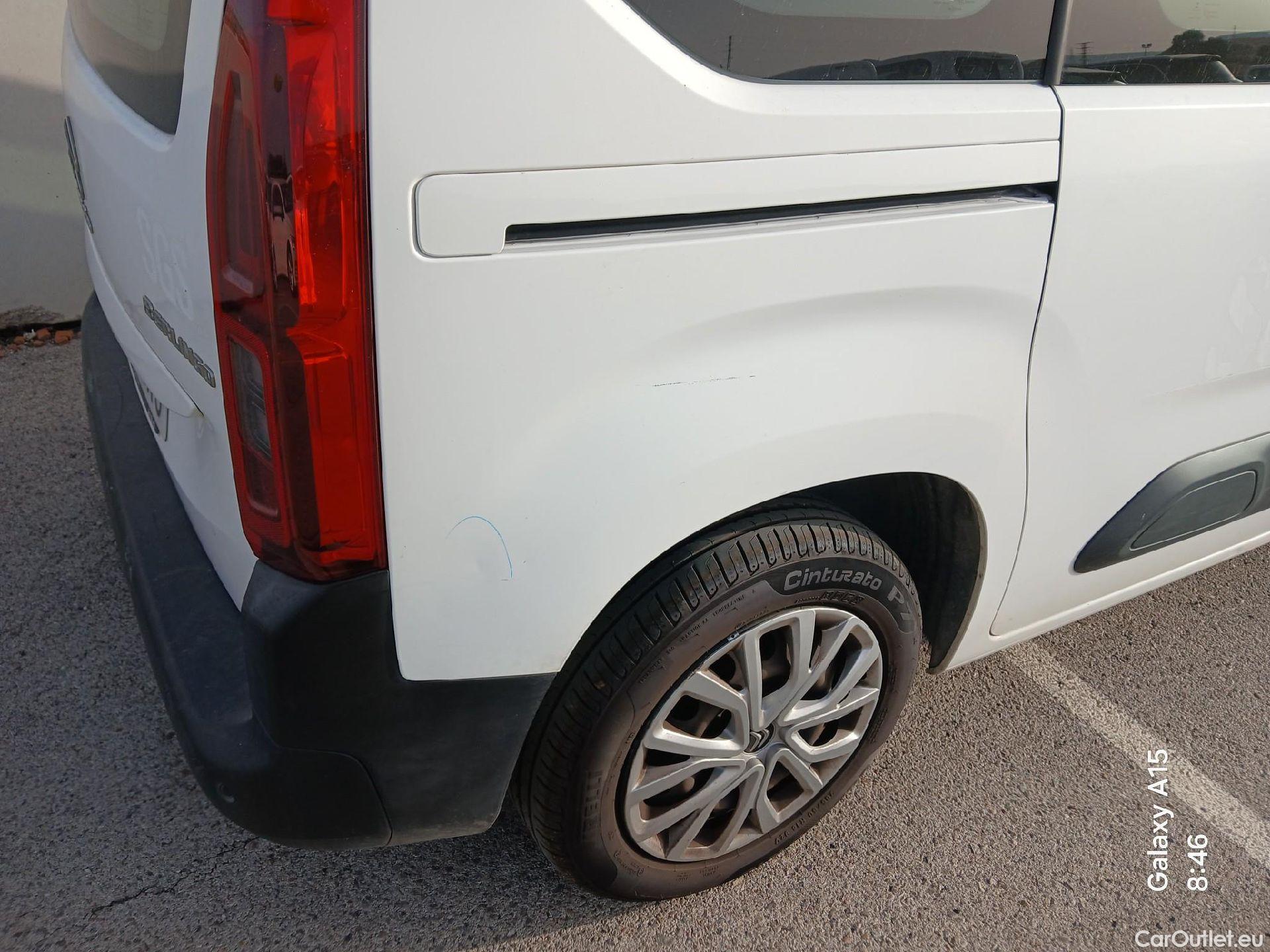  Citroen  Berlingo CITROEN  / 2018 / 5P / monovolumen compacto Talla M BlueHDi 100 S&S FEEL #35