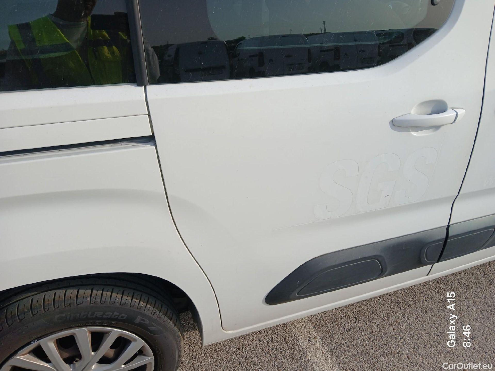  Citroen  Berlingo CITROEN  / 2018 / 5P / monovolumen compacto Talla M BlueHDi 100 S&S FEEL #36