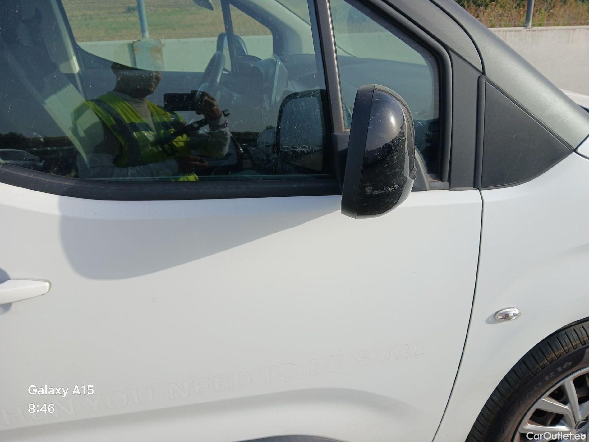  Citroen  Berlingo CITROEN  / 2018 / 5P / monovolumen compacto Talla M BlueHDi 100 S&S FEEL #38